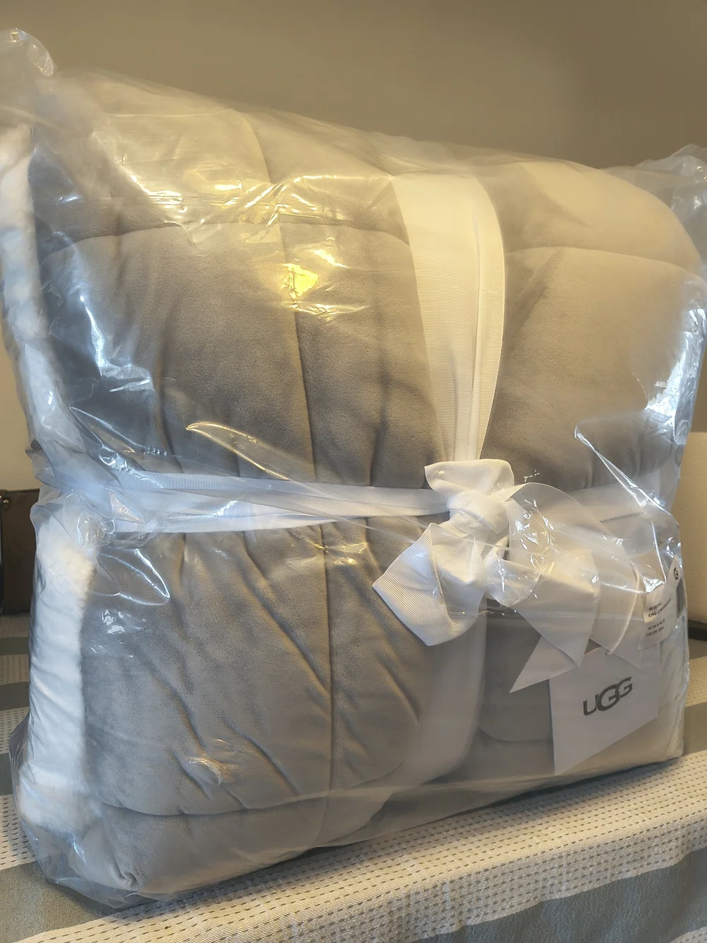 UGG Blissful King Comforter Set in Seal